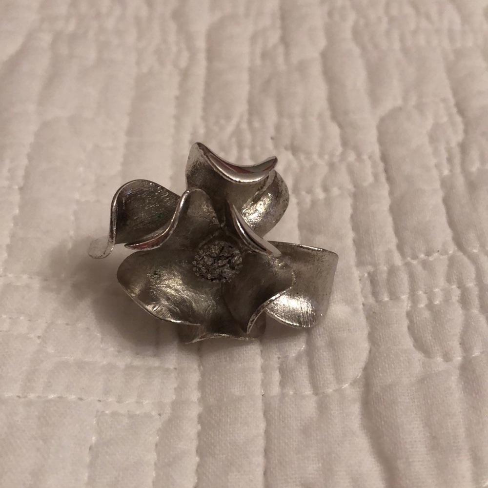 Premier jewelry fashion statement ring